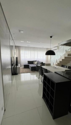 Apto de Luxo no Guaruja